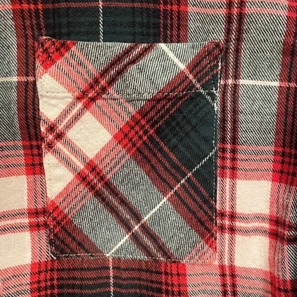 Plaid Roots Button-Up Shirt Red/Green - Picture 7 of 10